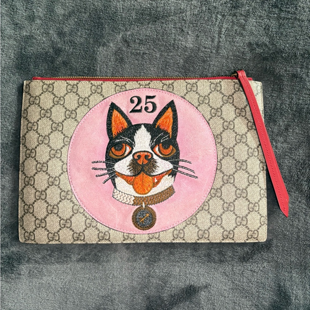 Gucci Limited Edition Bosco Boston Terrier GG Supreme Clutch Pouch